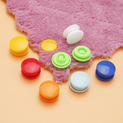 China Viable Wholesale Colored Plastic Fastener Button T3 T5 T8 Snap Buttons For Clothing for sale