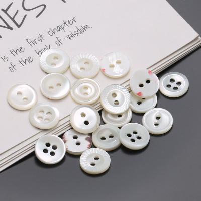 China High Quality Natural White Dry Cleaning Shell Button Two Holes Clothes Buttons For Shirt for sale