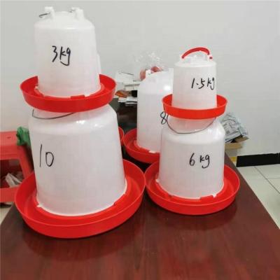 China Poultry Automatic Animal Water Drinker PP Chicken Drinker Bucket For Chicken for sale