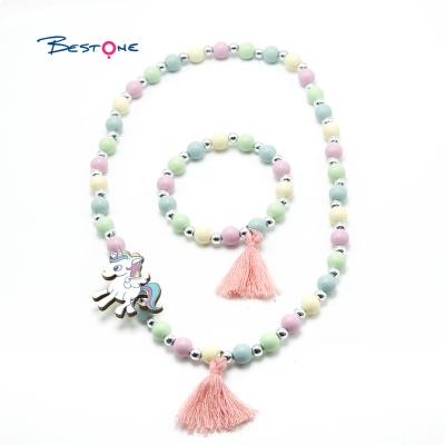 China Best One Cute Kids and Girls Jewelry Bracelets Wooden Necklace Set DIY Arts and Crafts Beaded Unicorn Necklace Bracelet for sale