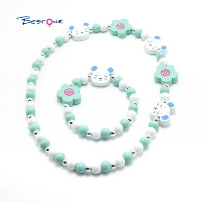 China Bestone New Design 2pcs Girls Jewelry Cute Blue Wooden Sky Bear Bracelet Necklace Set With Organza Bag Packing for sale