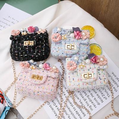 China New Toddler Soft Vintage Designer Mini Flower Chain Luxury Cross - Body Handbags 2022 Kids Girl Cute Small Cross - Body Coin Purse for sale