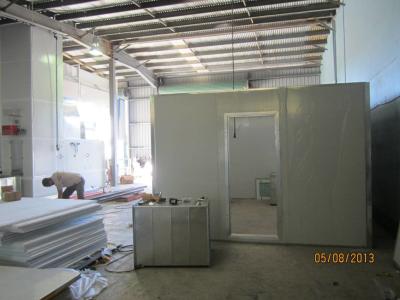 China Professional Custom Paint Mixing Room For Workshop Automotive Spray Booth for sale