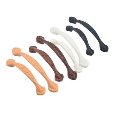 China Traditional Plastic Furniture Handle With 2021 High Quality Coating Furniture Handle for sale