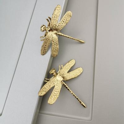 China Craftsman Brass Dragonfly Style Animal Wardrobe Wardrobe Closet Drawer Dresser Handles Pulls Hardware 2021 for sale