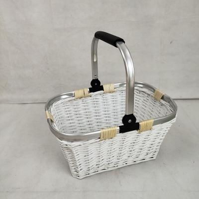 China High quality sustainable food basket made in China with metal handle willow basket storage basket for sale