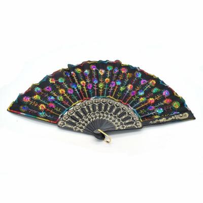 China New China Fashion Hand Fan Fabric Fan 9Peacock Chinese Silk Fans Most Competitive Price for sale