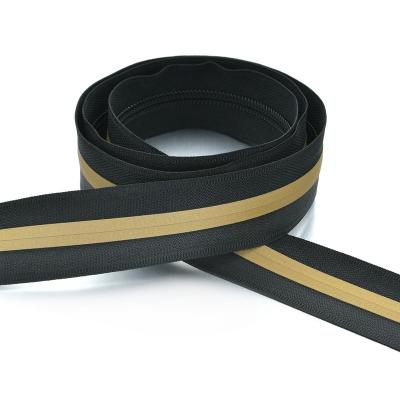 China NO.5 Luxury High Small Zipper Nylon Black Reversible Reversible With 1cm Yellow Film In Middle Roll for sale