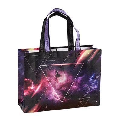 China Recyclable Laminated Company Nonwoven Advertising Bag Tote Gift Apparel Stain Bag Recyclable Custom Tote Bag for sale