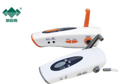 China Top Rated Fm Weather Emergency Crank Radio Flashlight With Mobile Charger Radio for sale