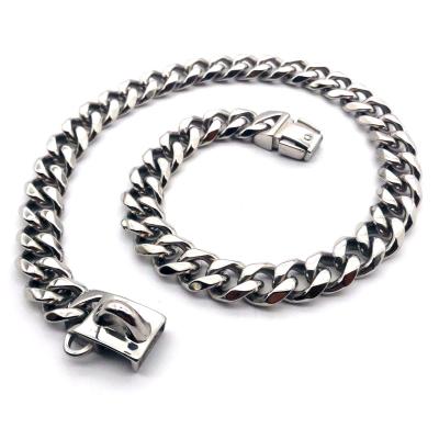 China Small Pet Manufacturers Selling Hot Sale 15MM Increase Stainless Steel Dog Chain Collar Pet Hexagon Grinding Collar for sale