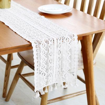 China White Durable European Wedding Decoration Vintage Crochet Flower Pattern Lace Table Runner With Tassels for sale