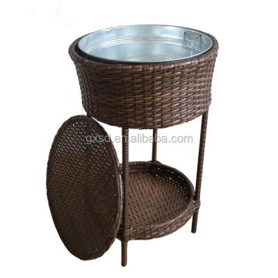 China Viable Party Pool Patio Champagne Wine Beer Ice Bucket Beverage Cooler Ice Bucket Tabletop Rattan Beverage Cooler for sale