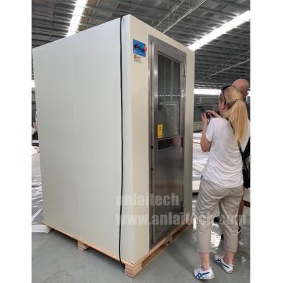 China Cleanroom Dust Free Entry Three Side Blow Clean Room Automatic Air Shower Suppliers for sale