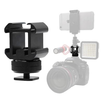 China Photography Accessories Hot Shoe Extension Bracket Led Camera Video Light Base Monitor Shoe Mount Cold Adapter for sale