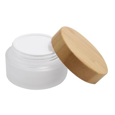 China Cosmetics 2020 New Design Non-Toxic And Pollution-Free Not Easy To Deform Bamboo Packaging Cosmetics Jar With Bamboo Lid for sale