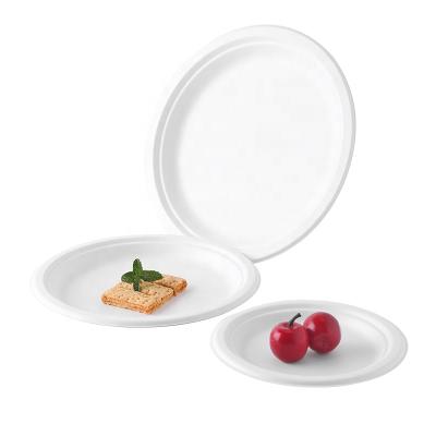 China 100%Compostable 7Inch Surgarcan Disposable Bagasse Biodegradable Round Dish for sale