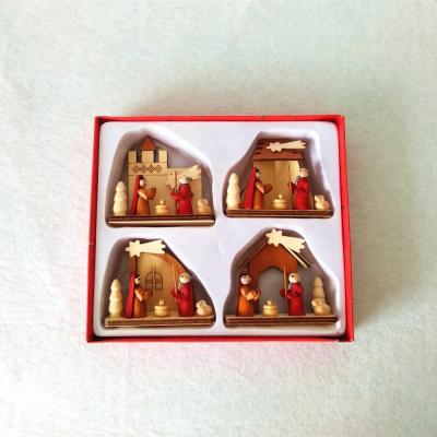 China German Traditional Home Decor Nativity Christmas Tree Decoration Europe Wooden Mini Pendant for sale