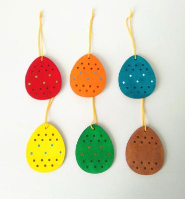 China Europe Easter Tree Ornament Wooden Colorful Personalized Laser Cut Easter Eggs For Hanging Decoration for sale