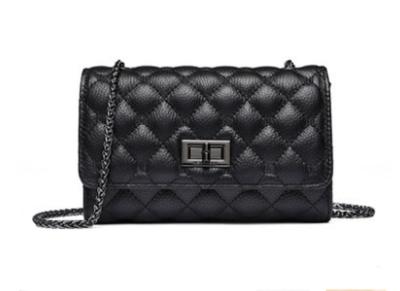 China 2019 new design a crossbody leather lady cell phone and chain small mini bags for sale