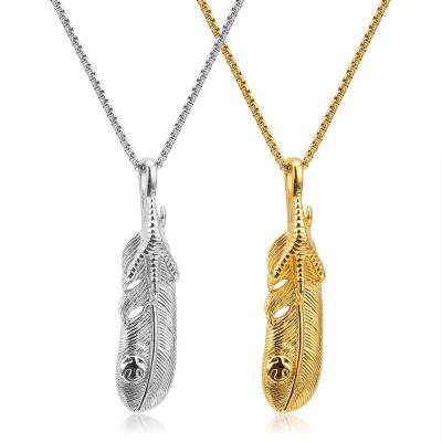 China Vintage Feather Pendant Necklace with Stainless Steel Necklace with Pearl Chain for sale