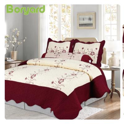 China Soft Touch Bedspread Set Factory Direct Microfiber Bedding Quilting Comforters Made in China Bed Cover for Bedroom Wholesale Comforter Set for sale