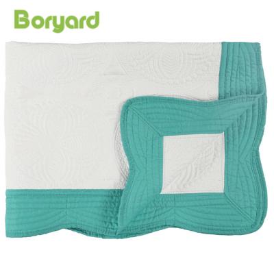 China BORYARD Green Color Baby Comforter Anti-pilling For Girls Kids Soft Factory Direct Baby Blanket Embroidered Scalloped Edge Quilted 36