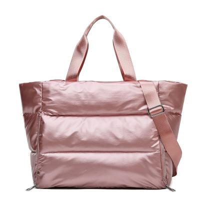 China Lightweit 2021 New Waterproof Sports Travel Swimming Duffle Tote Bag Sport Gym Bag for Girls for sale