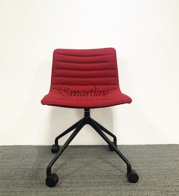 China Modern Simple Rolling Task Chair With Black Matted Aluminum Base for sale