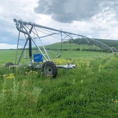 China Linear Pivot irrigation sprinkler farm irrigation system agricultural equipment for sale in China Te koop