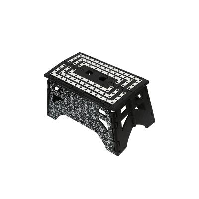 China Various Newest Design Removable Widely Used Dressing Table Sturdy Plastic Cover Step Stool Factory Sale for sale