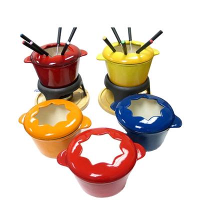 China Sustainable 2024 OEM Cast Iron Cheese Fondue Pot Set Mini Chocolate Fondue Set with 6 Forks And Wooden Base for sale