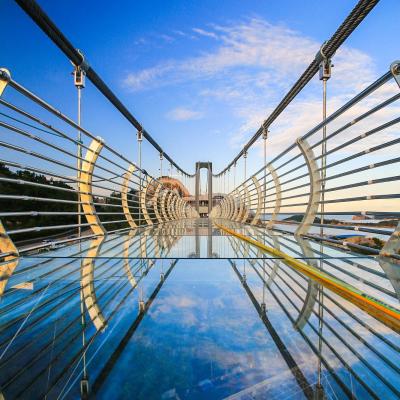 Chine Passerelle de pont en verre laminé Passerelle de connexion en verre de sécurité à vendre