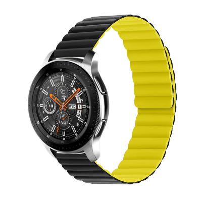 China 20/22mm Silicone Magnetic Watch Band For Samsung Galaxy Watch 4 Strap 44mm 40mm Strap Soft Wristband Band For Samsung Galaxy Watch for sale