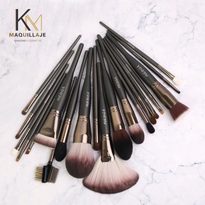 China 2021 20pcs makeup wooden handle private custom logo skin-friendly brush set for sale