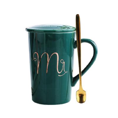 China Viable Wedding Gifts Mr. and Mrs. Ceramic Coffee Mugs with Lid and Spoon for sale