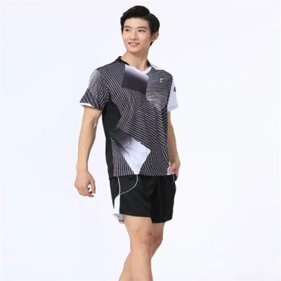 China Comfortable bulk handball flootball / handball basketball badminton tennis court balls shirts for sale