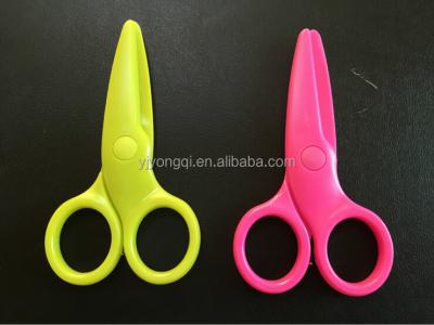 China Stock Plastic Craft Scissors Easy Cut Handle Handles for sale