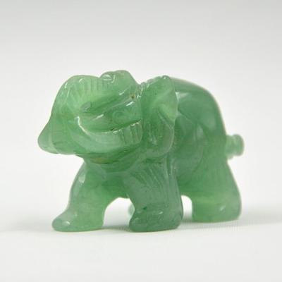 China Natural Europe Green Aventurine Gemstones Elephant Figurine Carved Decoration Carfts for sale