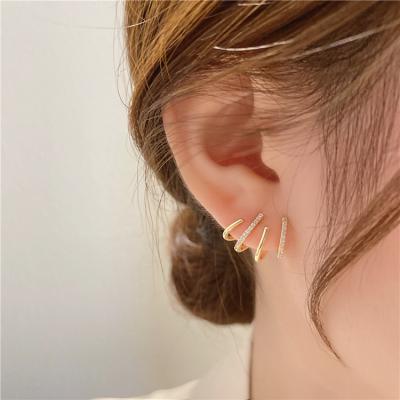 China New Trendy Earring Trendy 18k Gold Plated Chic Multilayers Claw Shape Pave CZ Stud Earrings for sale