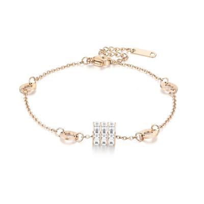 China TRENDY Stainless Steel Rose Gold Plated Jewelry CZ Roman Numerals Small Waist 2022 Fashion Bracelet for Women zu verkaufen