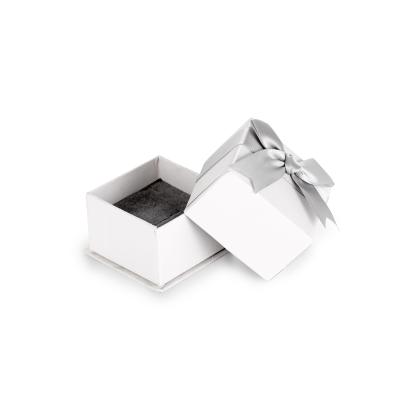 Cina Fashionable Customized Bow Jewelry Box Packaging Paper Luxury Jewelry Box in vendita