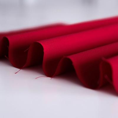 Cina 160 gm Pantaloni massicci di popolino, tessuto 65 poli 35 cotone in vendita