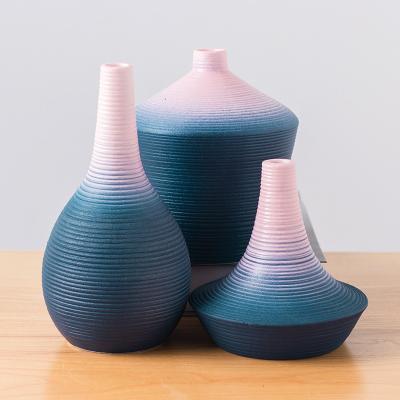 China Nordic Modern Custom Creative Gift Style Ceramic Vases Minimalist Gradient Gradient Striped Decor Ceramic Vase for sale