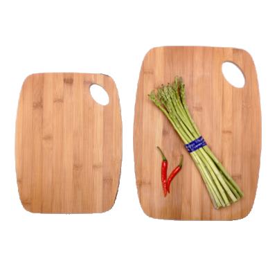 China Custom Viable Avecco Logo Engraved Kitchen Bamboo Wood Rectangular Cutting Board for sale