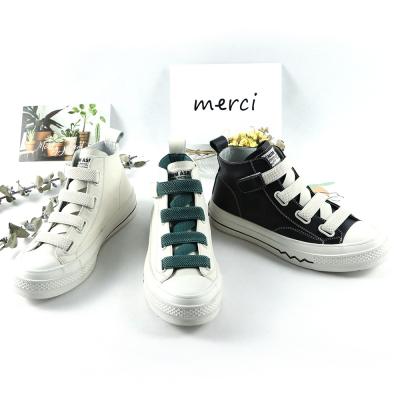 China Fashion Trend New Arrival Classic Male Ladies Girls Sports Comfortable Casual Canvas Shoes For Girls for sale