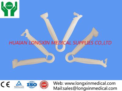 China disposable plastic sterile PE packing umbilical cord clamp,umbilical cord clamp clipper for sale