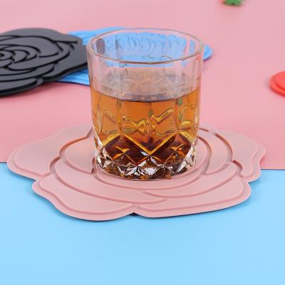 China Silicone Mat Insulation Multipurpose Heat Resistant Silicone Mat Pot Holder Folding Viable Insulation Pad for sale