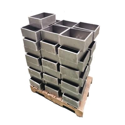 China Carbon Steel Sheet Parts Fence Metal Box Metal Fabrication Service for sale