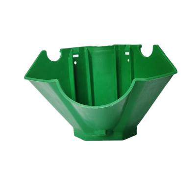 China New Products Modern Stackable Green Wall Hanging Plastic Flower Pot For Gardens Flower Plant Outdoor Wall Mounted Pot for sale